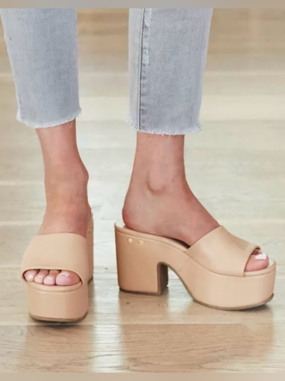 Beek ibis platform minimalist high heel leather sandals NWB SZ 9 color beach